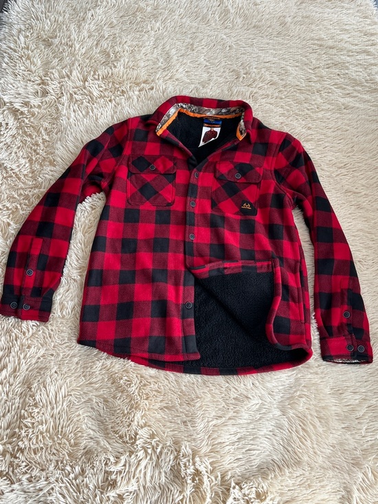 Realtree Button Up Plush Jacket - Picture 4 of 7